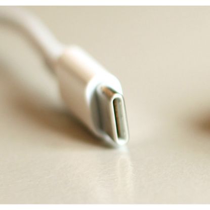 صورة USB-C Hub 8-in-1