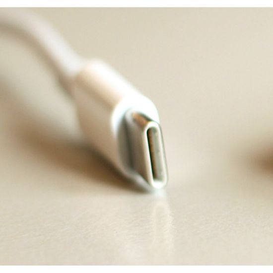 صورة USB-C Hub 8-in-1